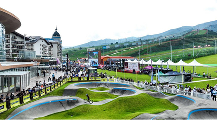 河北崇礼:2024富龙山地车嘉年华举行